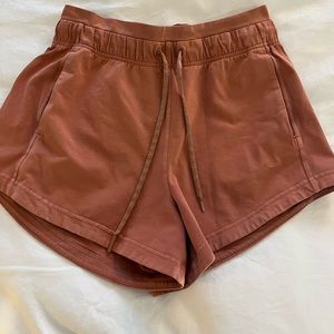Lululemon Inner Glow High-Rise Short 3”